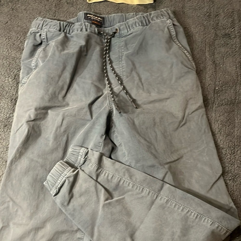 American eagle extreme flex khaki joggers